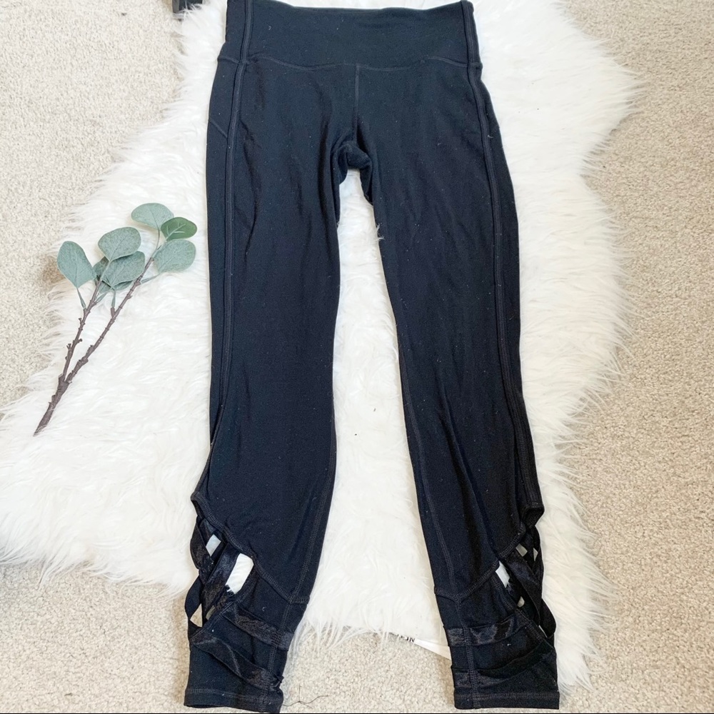 Athleta strappy ankle 7/8 legging